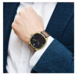 Hoco (Y22) Smartwatch - Gold - Image 3